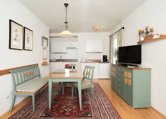 아파트호텔 Fuerbass Haus