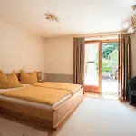 Fuerbass Haus Aparthotel 3*