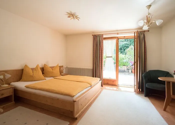 Fuerbass Haus شقة فندقية 3*